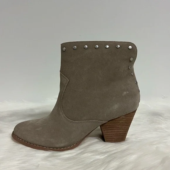 Splendid Women's Esmae Ankle Boots In Taupe , Size...